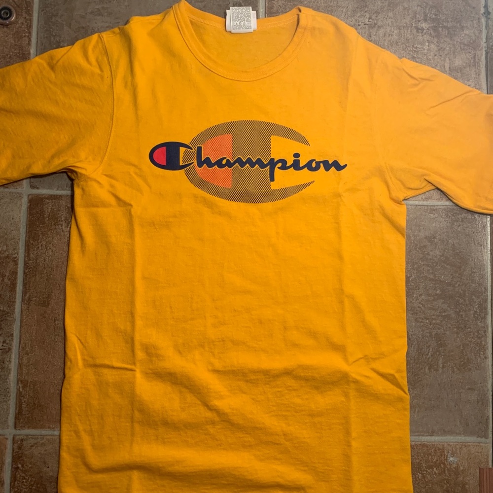 Men’s Champion T-shirt size M